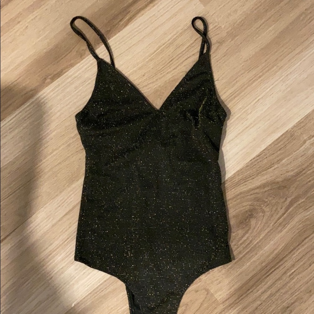 NWOT AE sparkly bodysuit - size XS